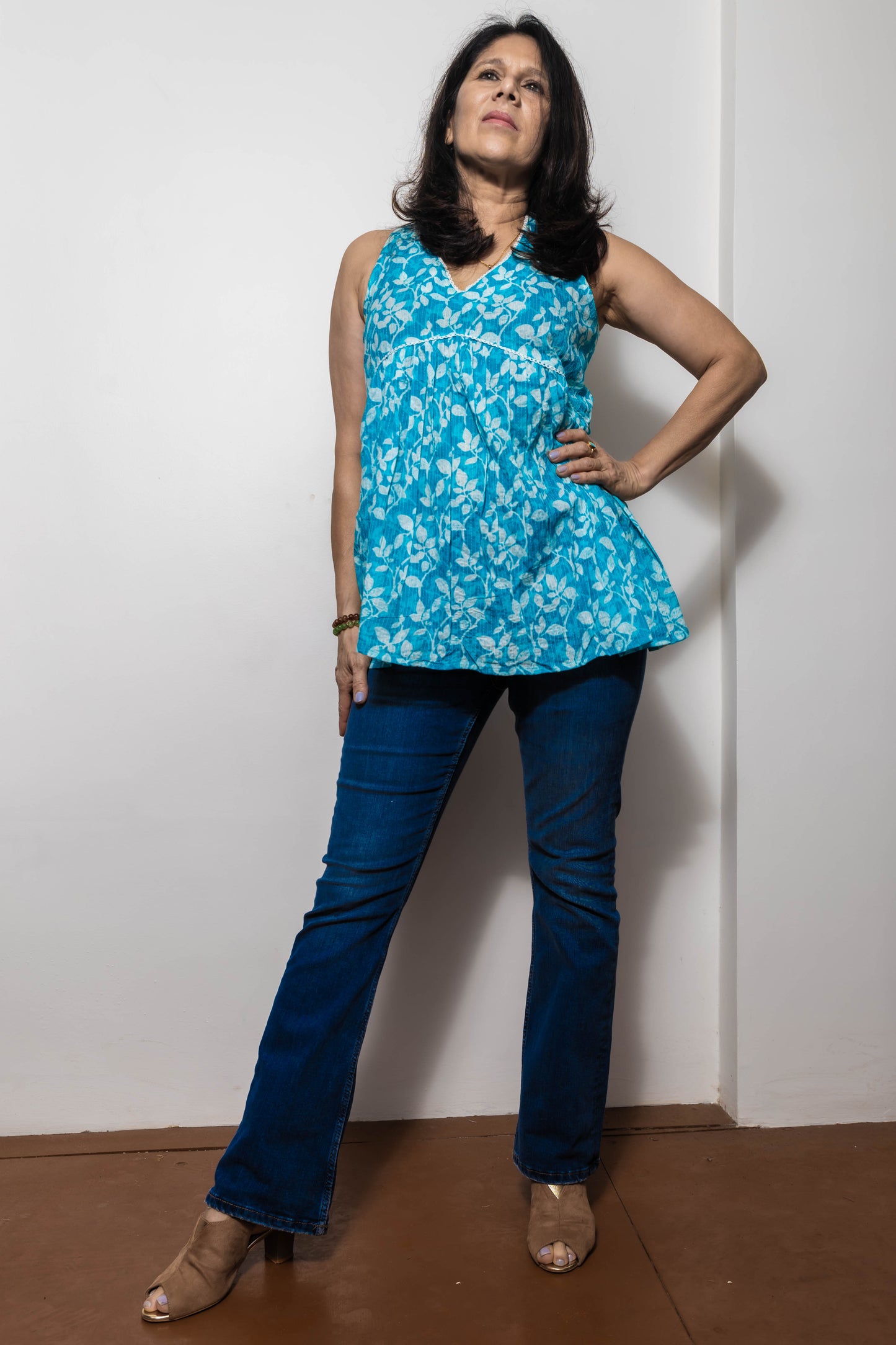 STYLIE Floral Sky Blue Sleeveless Short Kurti