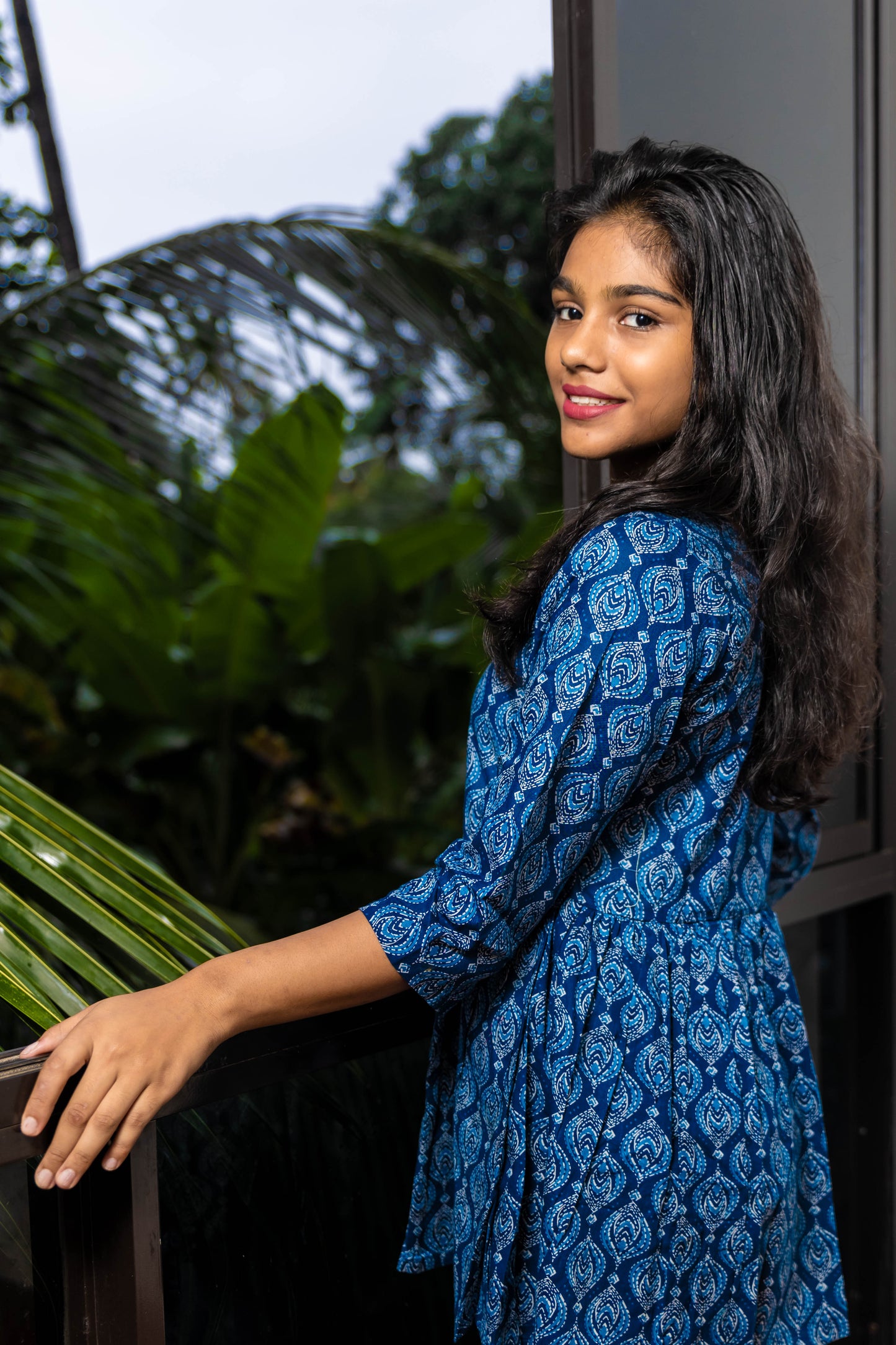 STYLIE Floral Printed Blue Short V-Neck Kurta