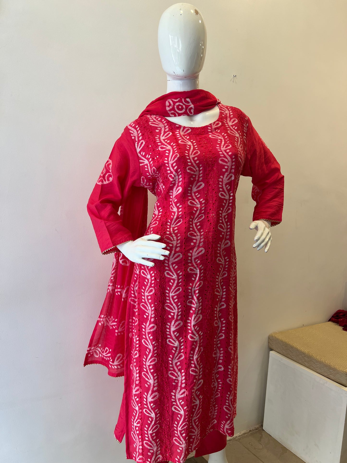 STYLIE GOA Vibrant Pink Batik Print Kurti Set With Trousers And Dupatta