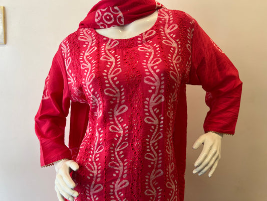 STYLIE GOA Vibrant Pink Batik Print Kurti Set With Trousers And Dupatta