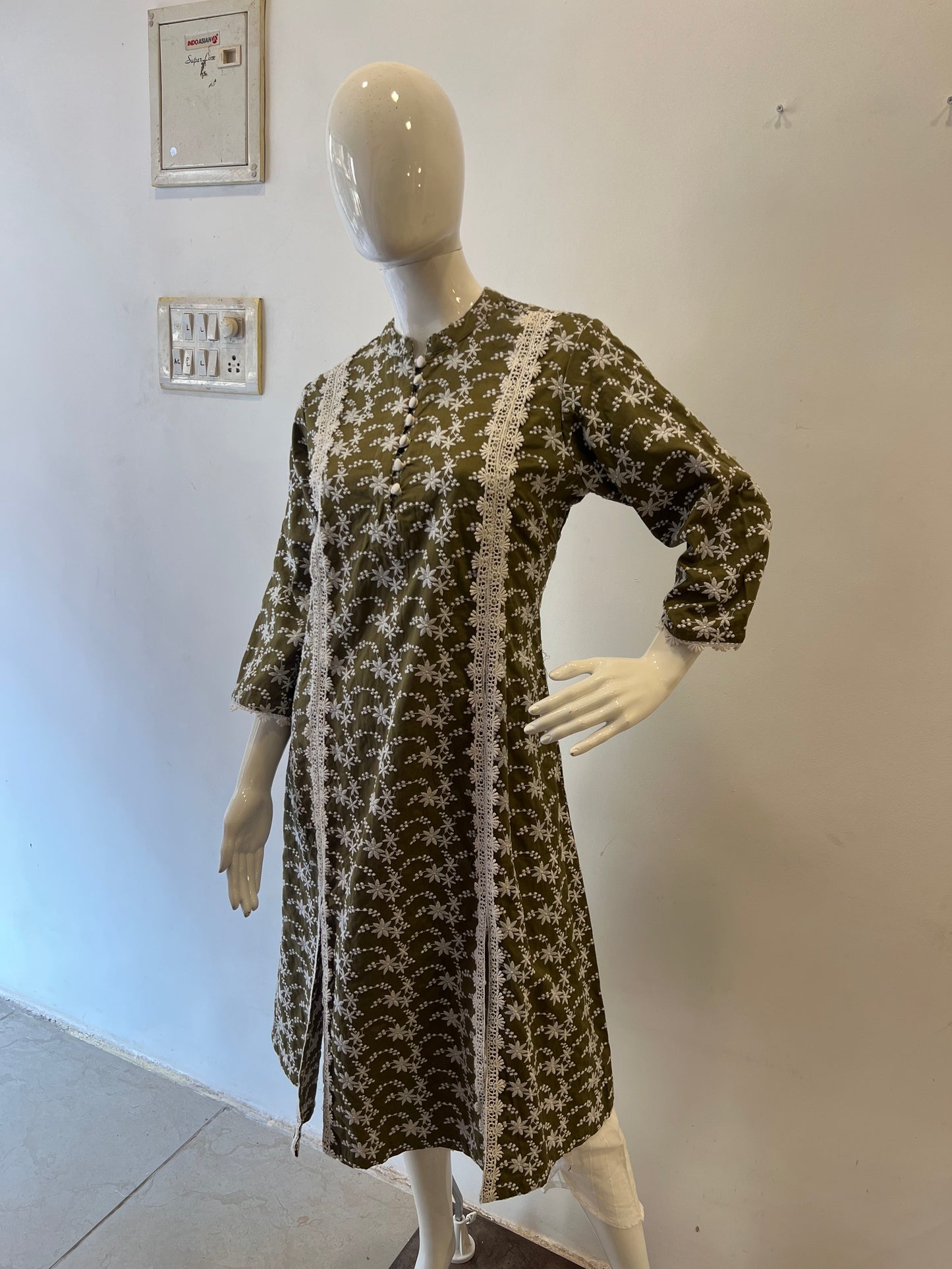 STYLIE GOA Olive Green Floral Embroidered Cotton Kurta With Trousers