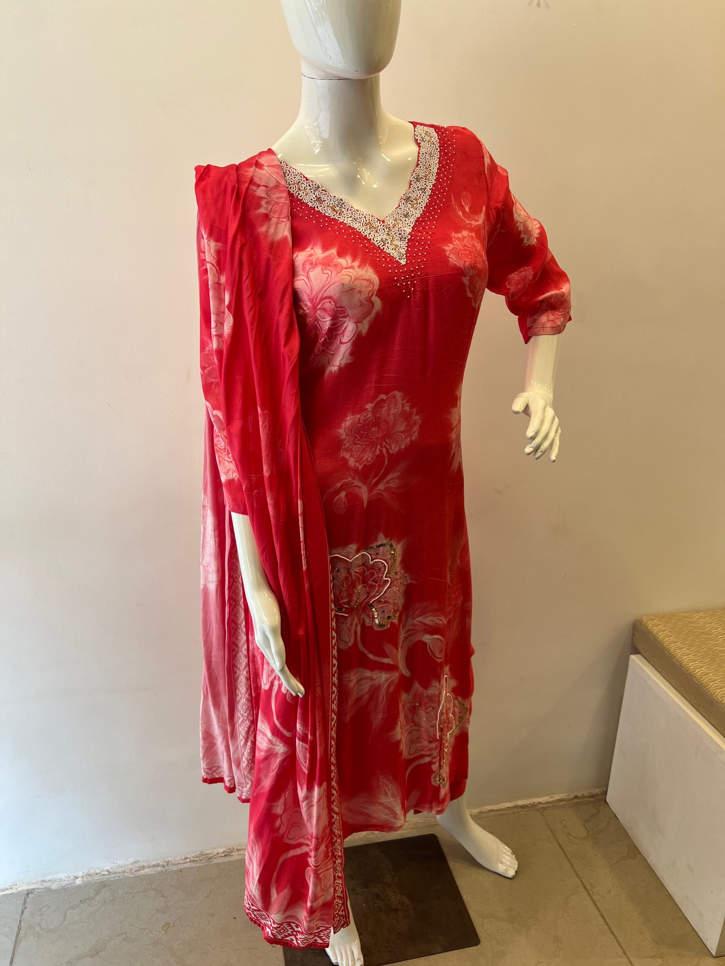 STYLIE GOA Elegant Deep Pink Floral Ensemble with Gold Accents