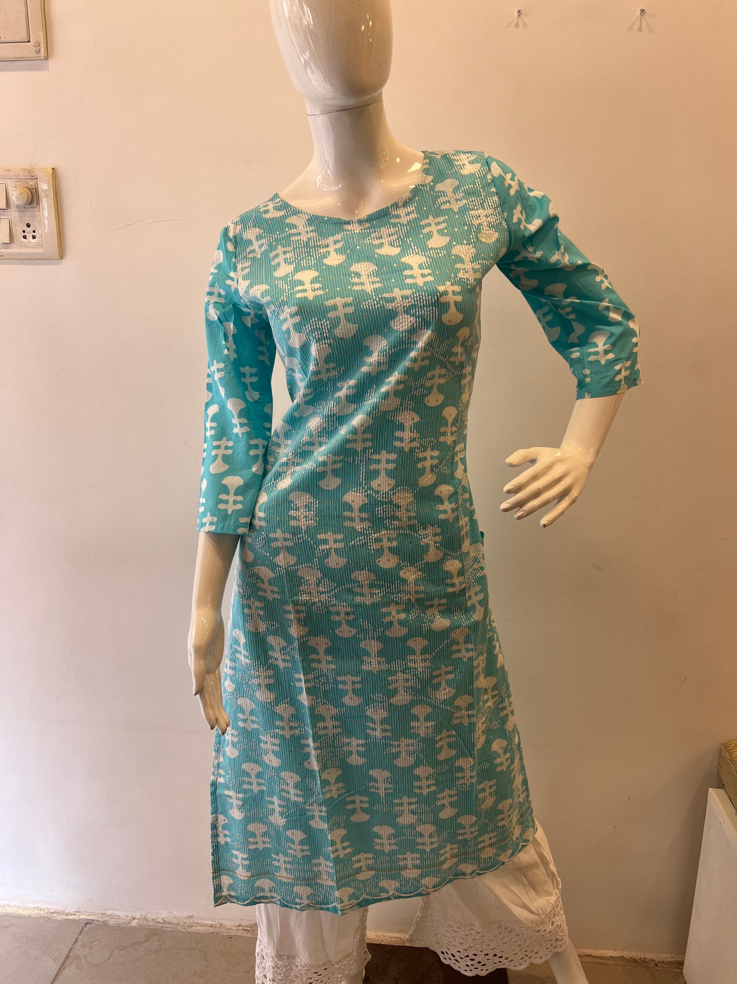 STYLIE GOA Soft Cotton Embroidered Kurta