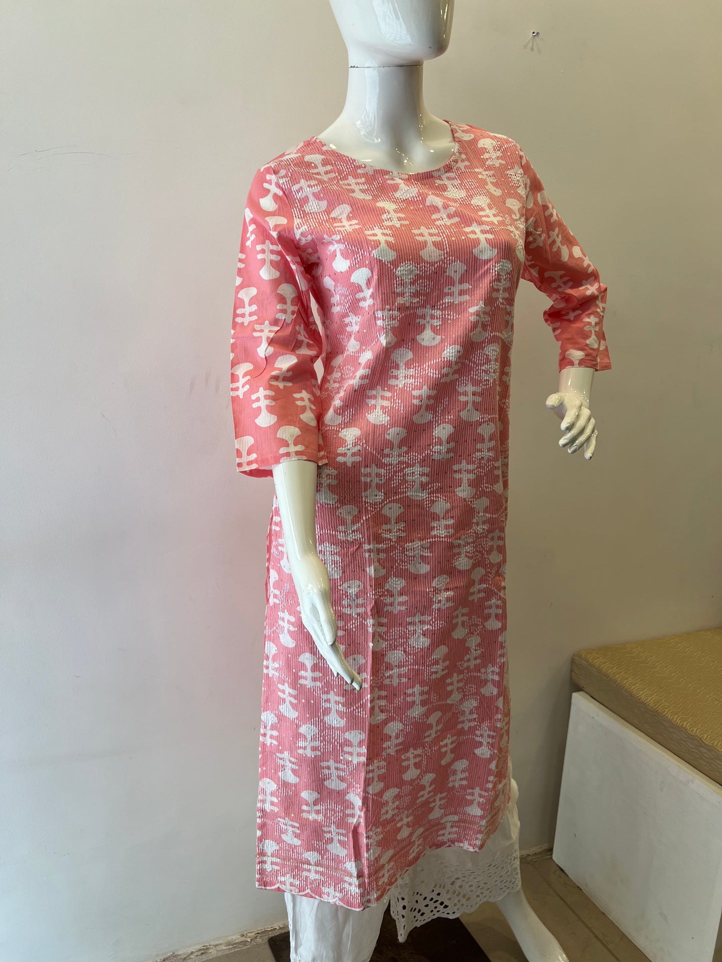 STYLIE GOA Soft Cotton Embroidered Kurta