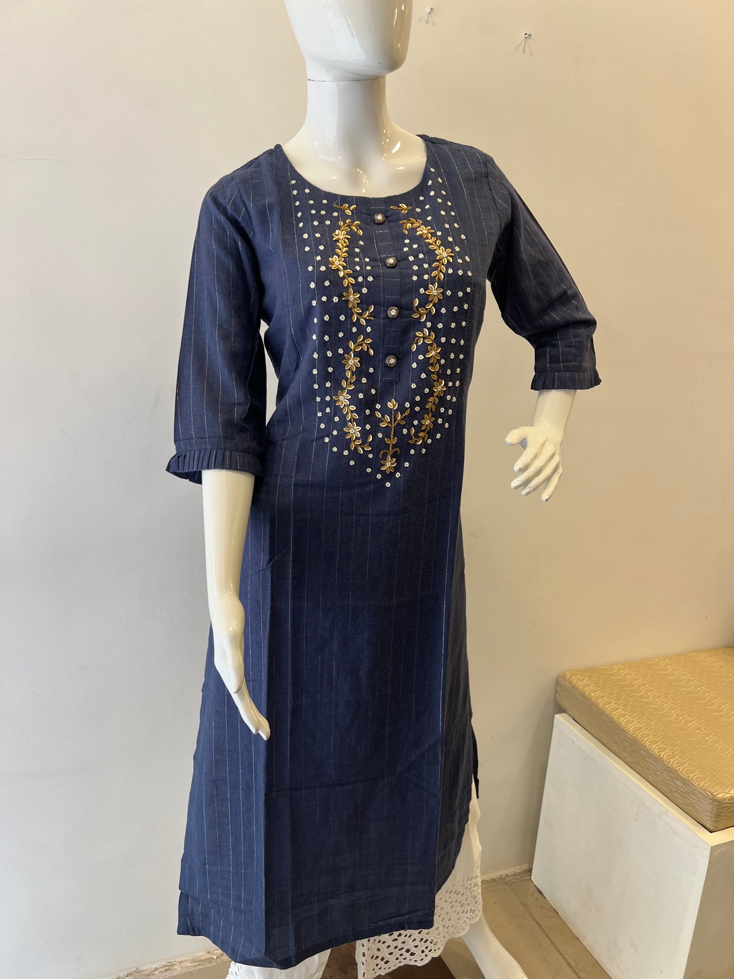 STYLIE GOA Radiant Sequins Work Kurti