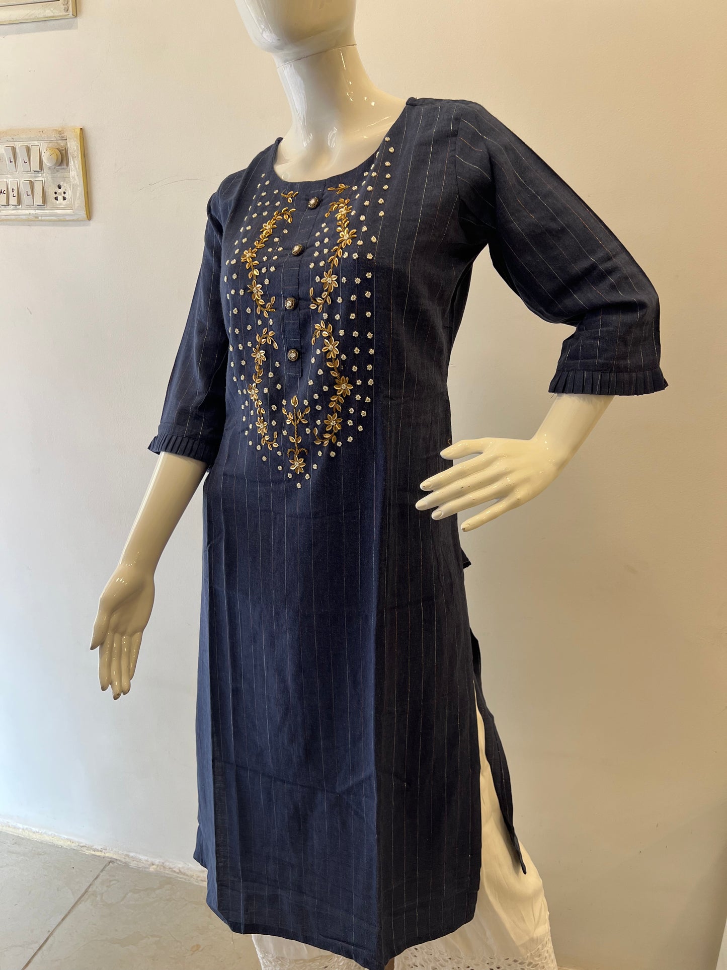 STYLIE GOA Radiant Sequins Work Kurti