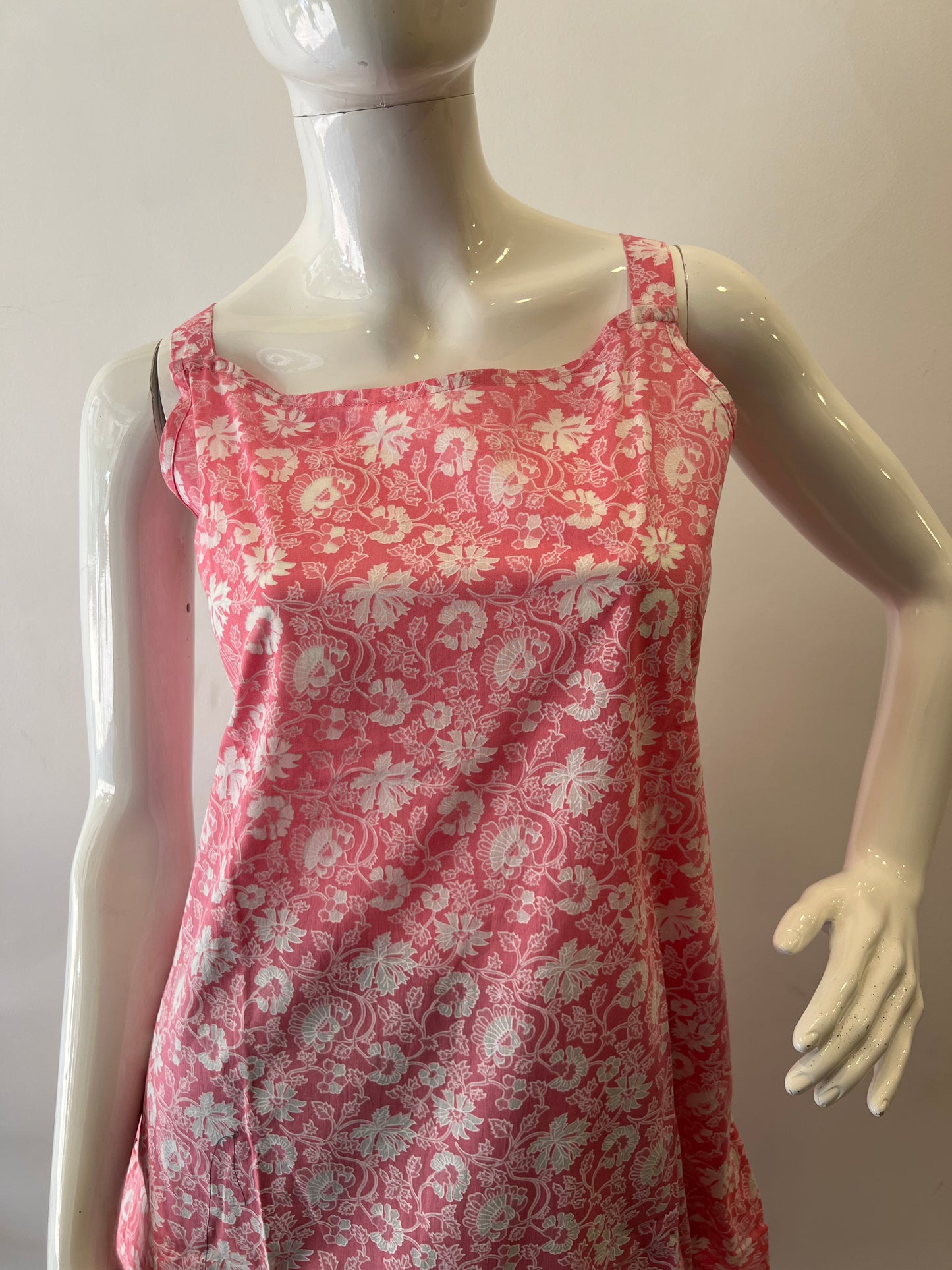 STYLIE GOA Assorted Spagetti Strap Kurtas With Attached Sleeves