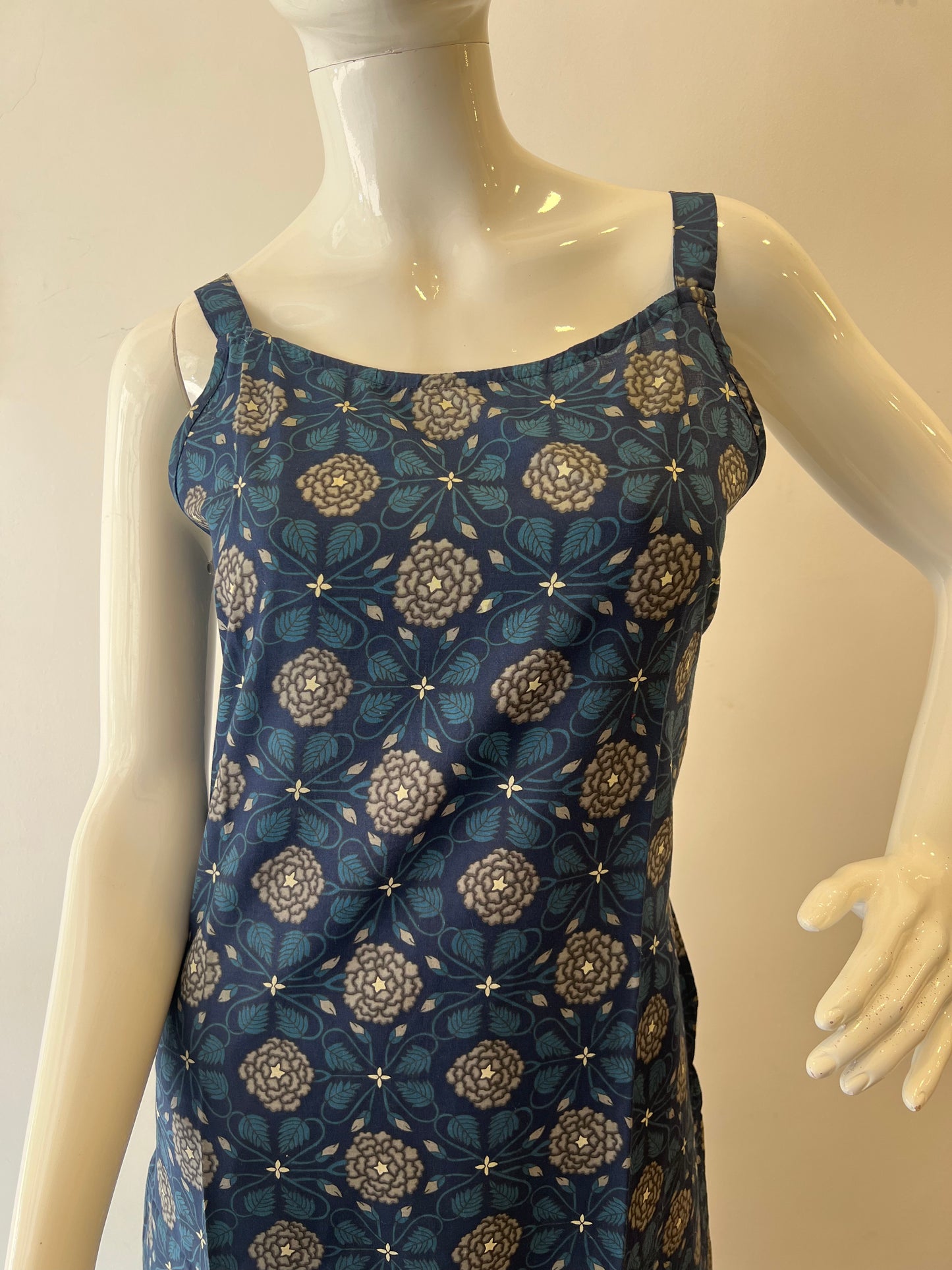 STYLIE GOA Assorted Spagetti Strap Kurtas With Attached Sleeves