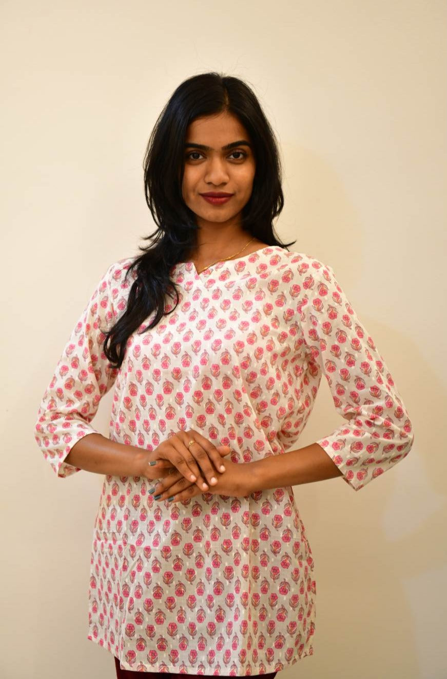 STYLIE Floral Printed White Short Kurti/top
