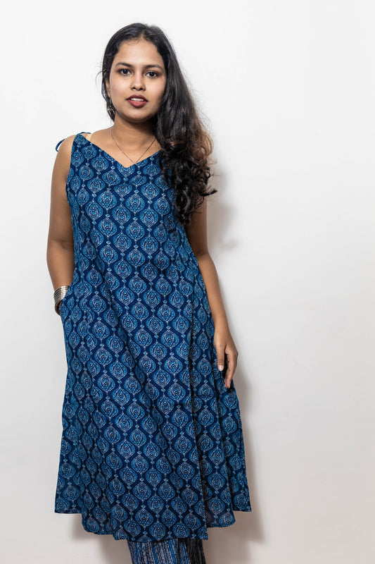 STYLIE Floral Printed Blue Cotton Co-ord Set