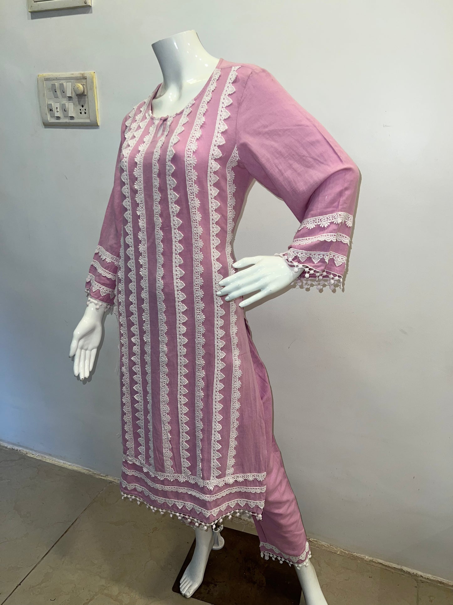 STYLIE GOA - Embroided Lace Pattern Kurti Two Piece Set