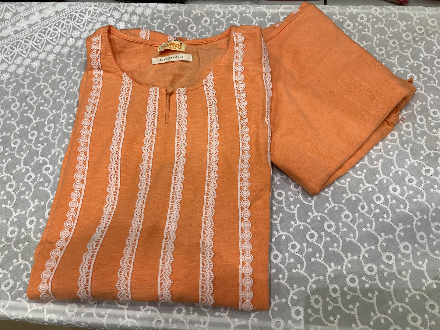 STYLIE GOA - Embroided Lace Pattern Kurti Two Piece Set