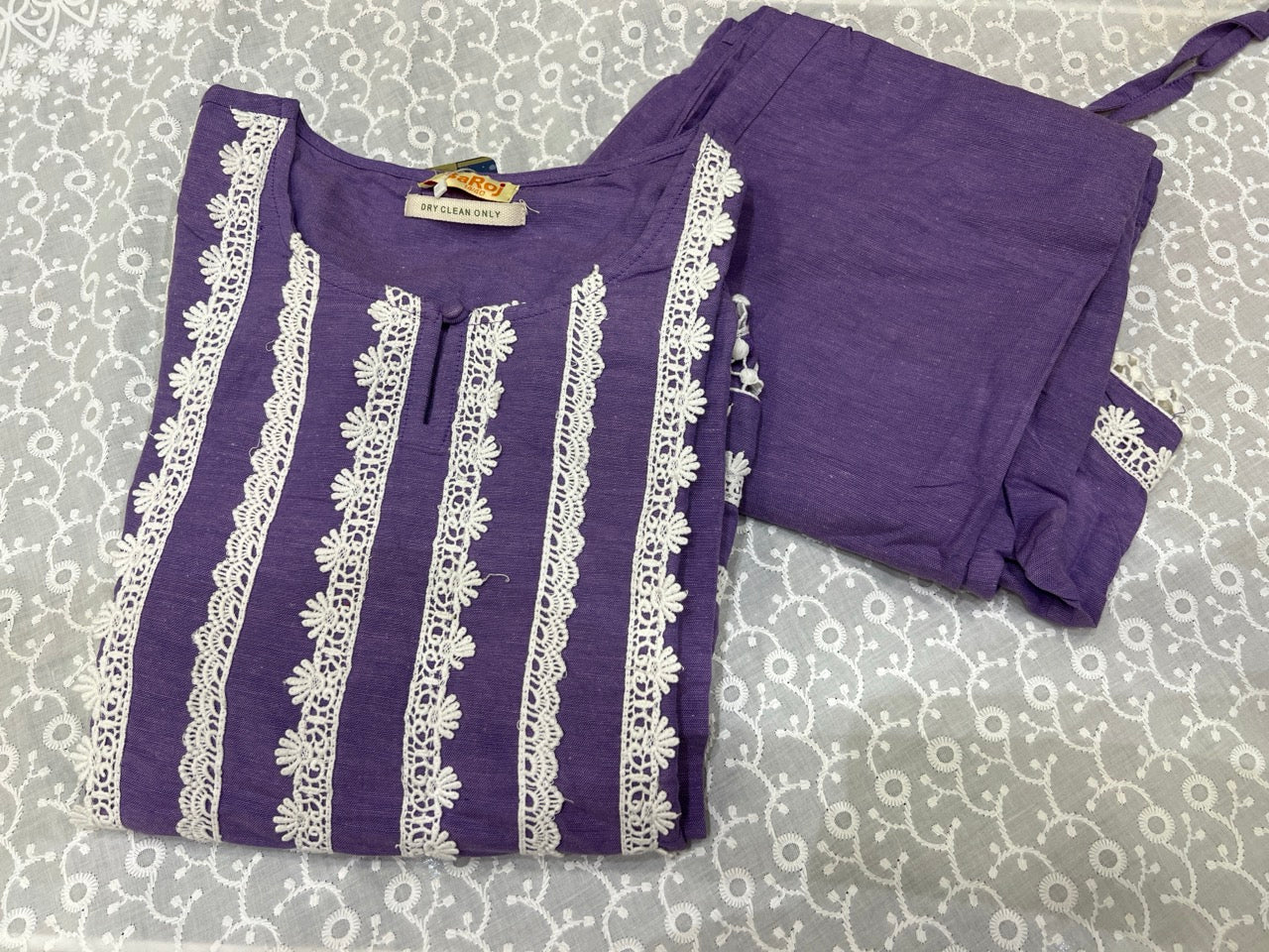 STYLIE GOA - Embroided Lace Pattern Kurti Two Piece Set