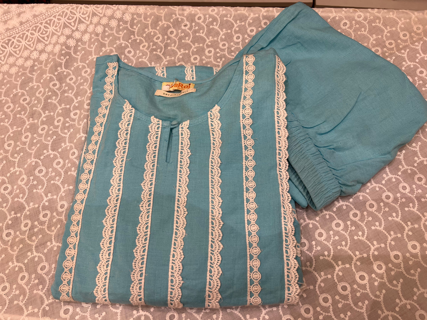 STYLIE GOA - Embroided Lace Pattern Kurti Two Piece Set
