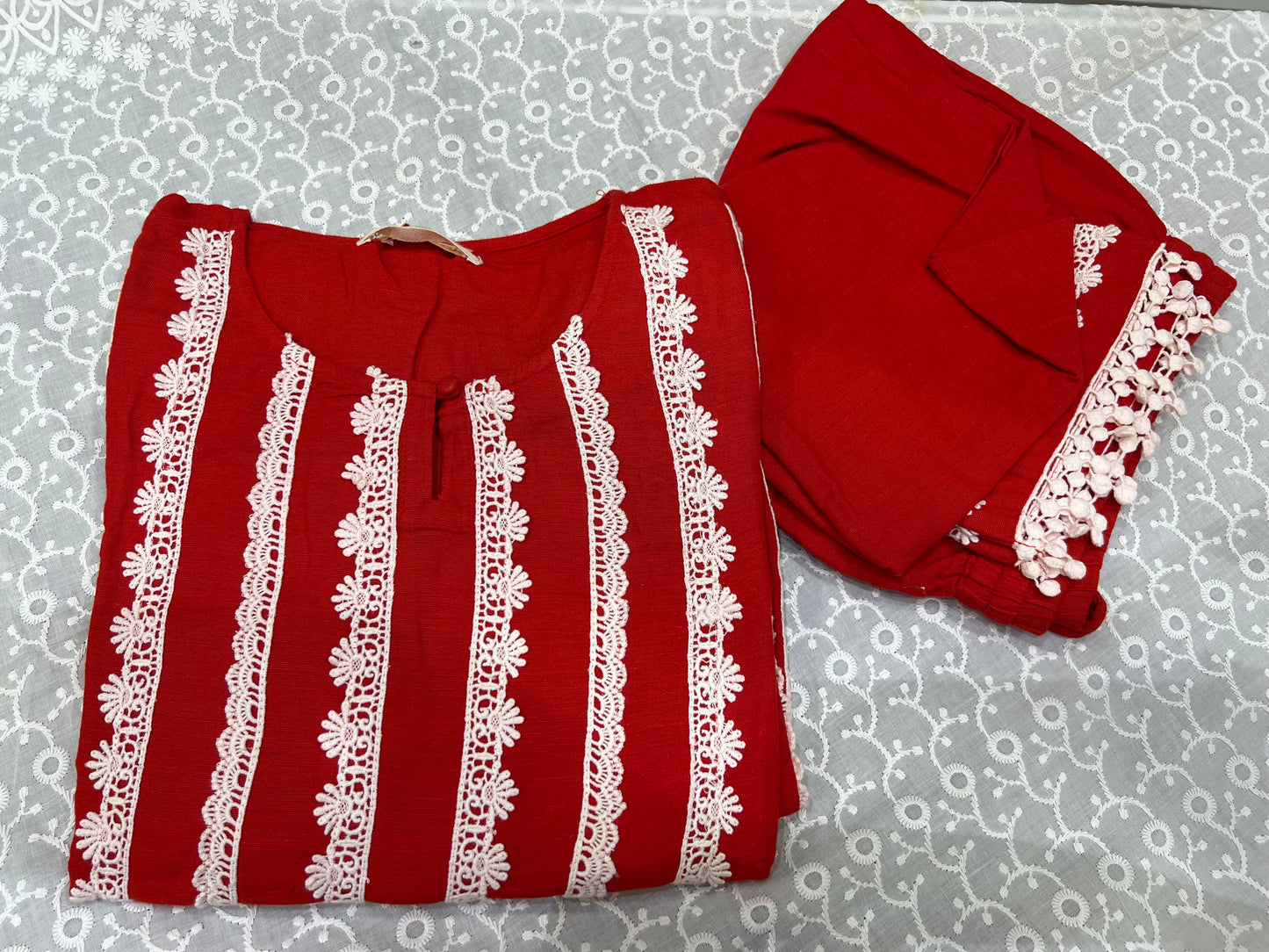STYLIE GOA - Embroided Lace Pattern Kurti Two Piece Set