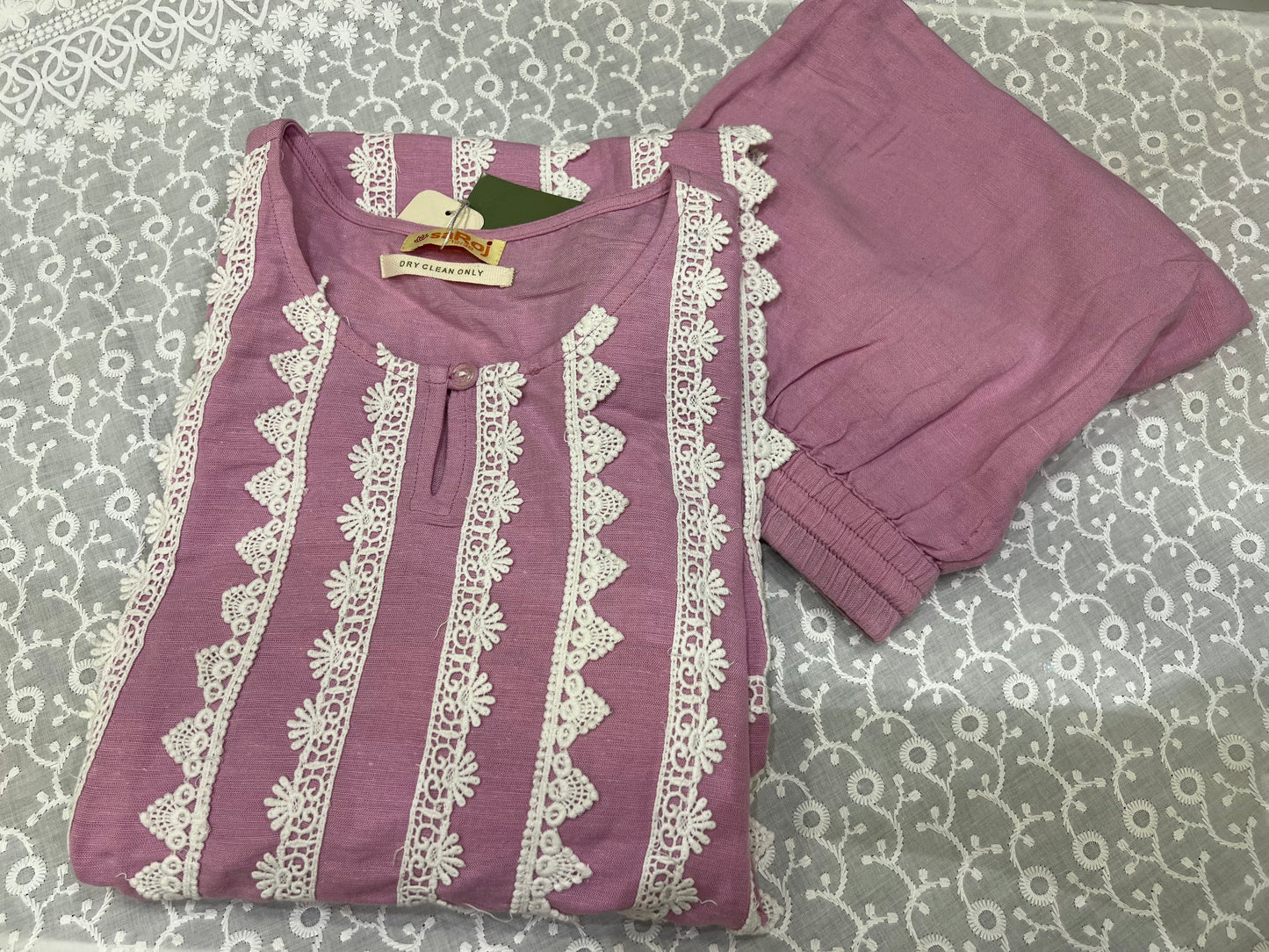 STYLIE GOA - Embroided Lace Pattern Kurti Two Piece Set