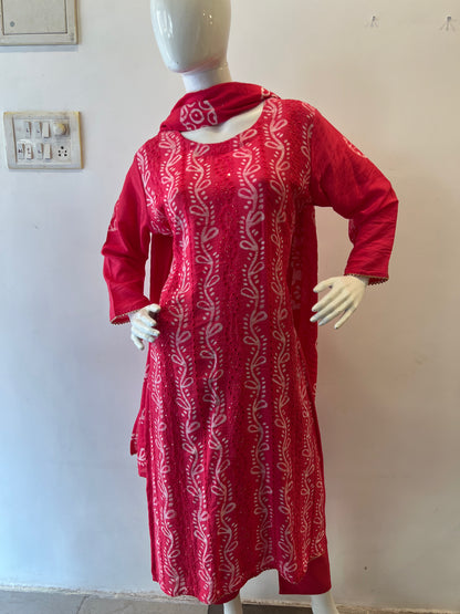 STYLIE GOA Vibrant Pink Batik Print Kurti Set With Trousers And Dupatta