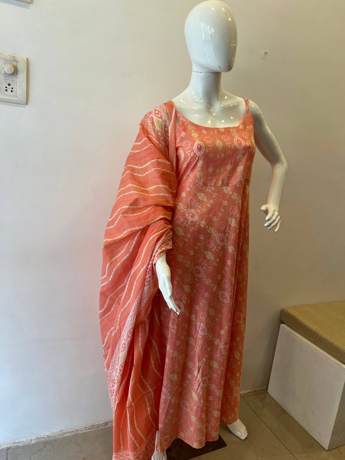 STYLIE GOA Exquisite Sleeveless Traditional Kurta Sets