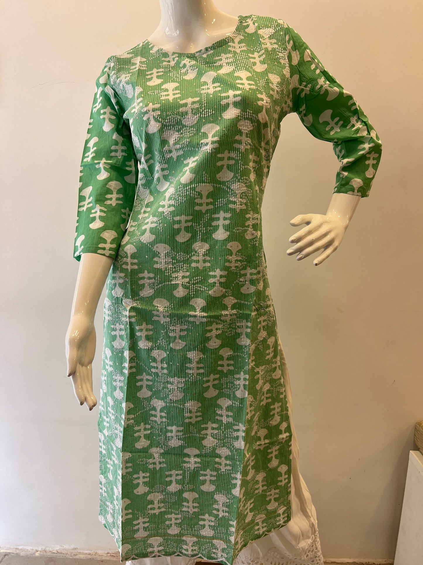 STYLIE GOA Soft Cotton Embroidered Kurta