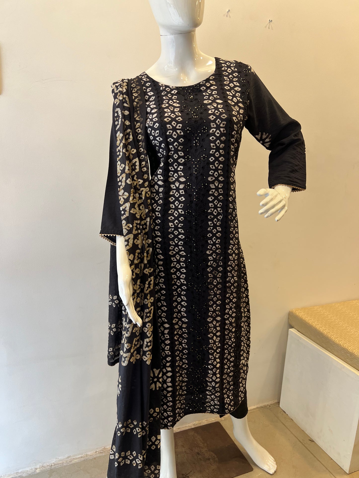STYLIE GOA Elegant Black Batik Embroidered Salwar Suit with Dupatta