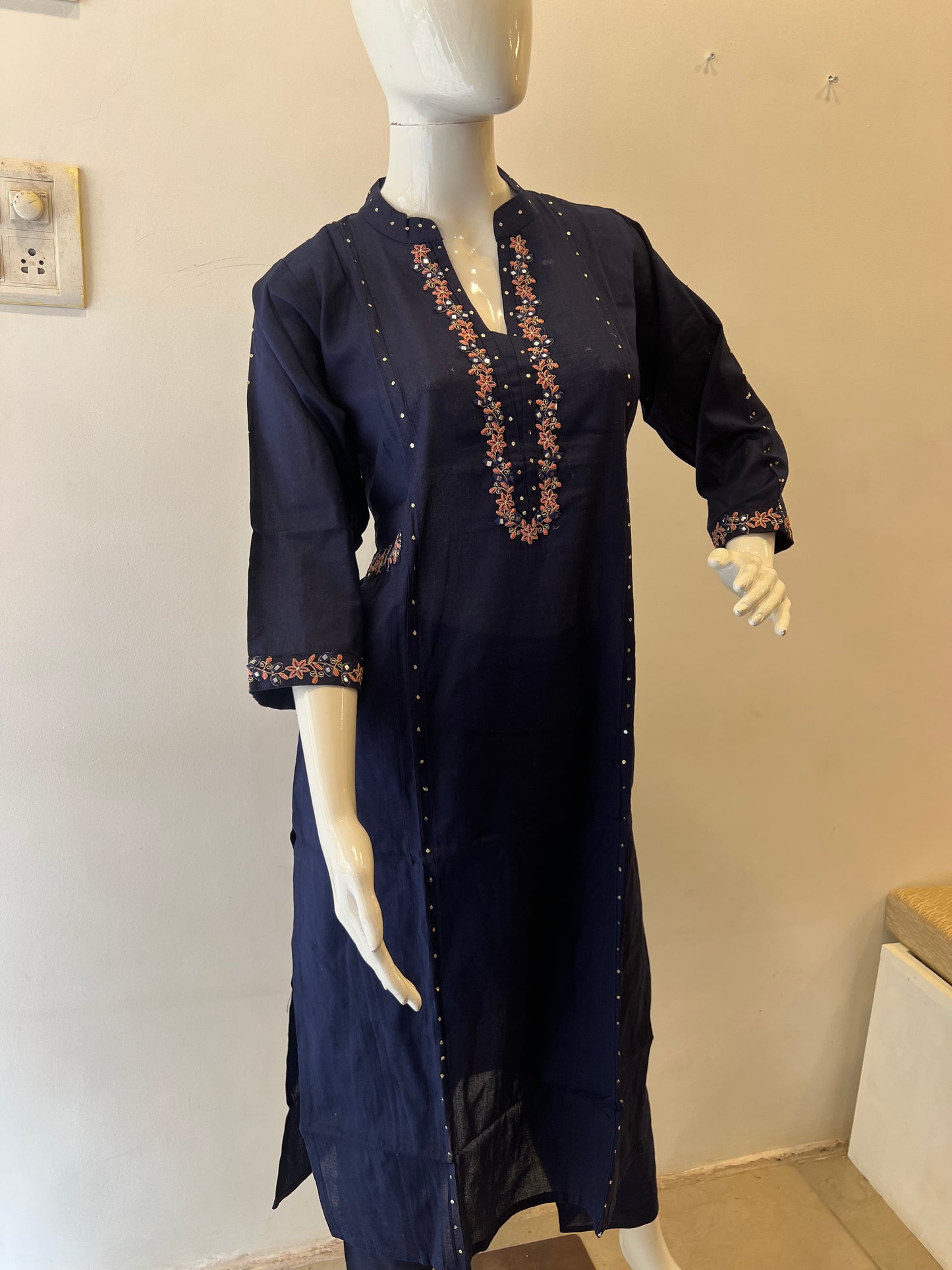 STYLIE GOA Regal Elegance Embroidered Kurta Set