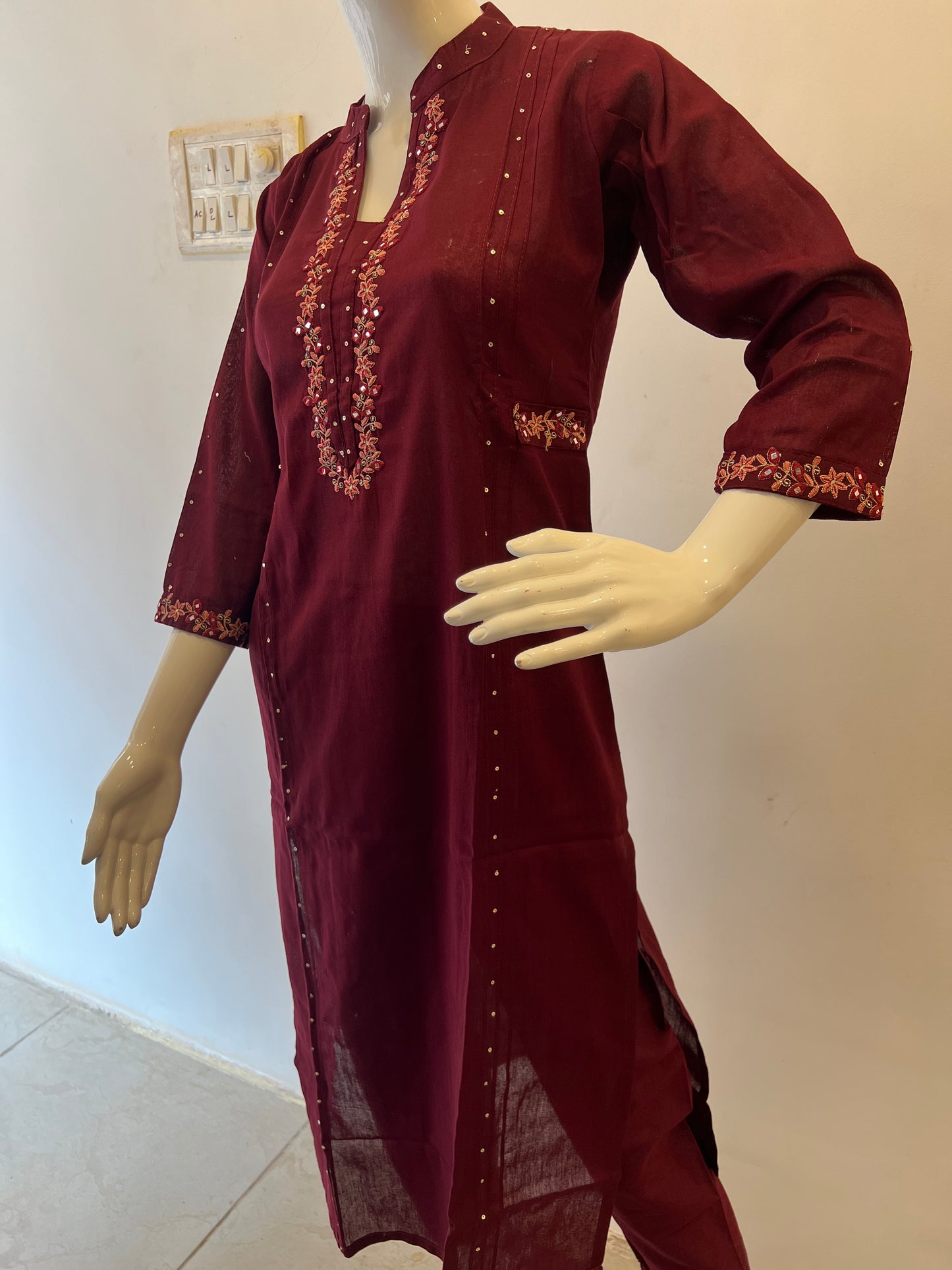 STYLIE GOA Regal Elegance Embroidered Kurta Set