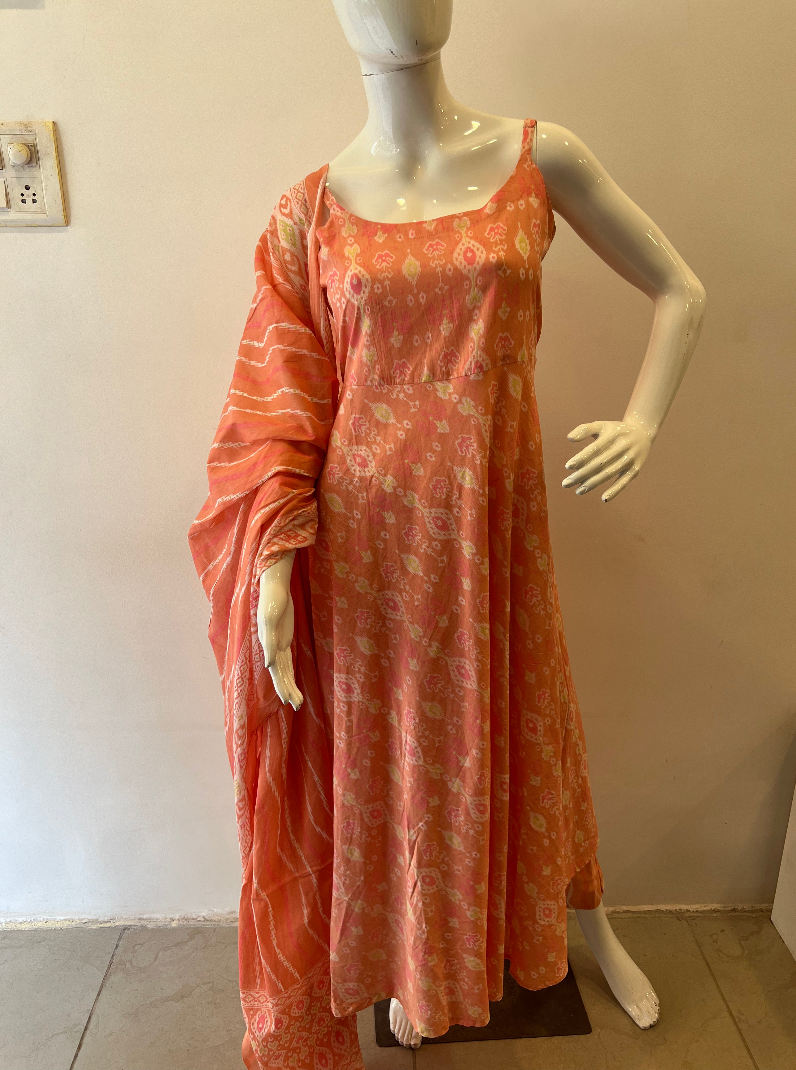 STYLIE GOA Exquisite Sleeveless Traditional Kurta Sets