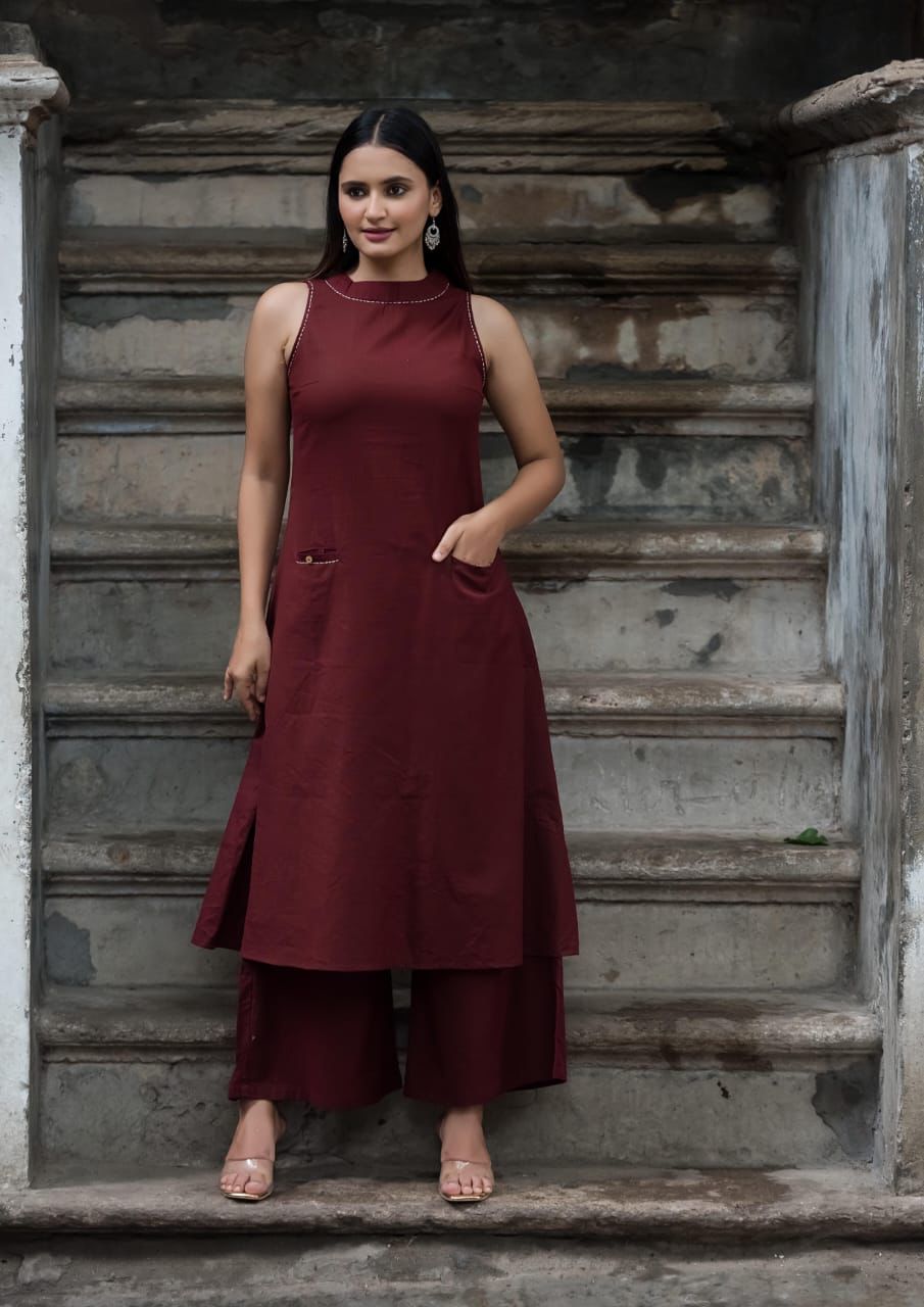 STYLIE GOA Chic Sleeveless Kurti Set
